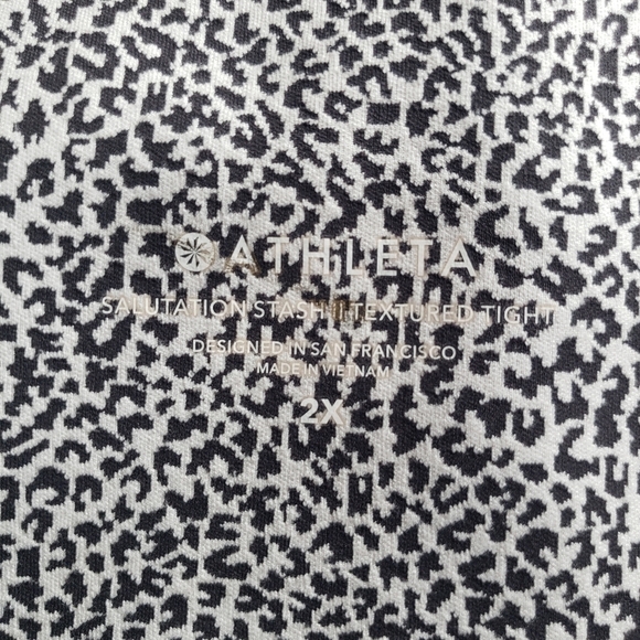 Athleta Ultimate Stash Textured 7/8 Tight, Size 2X - Picture 8 of 9